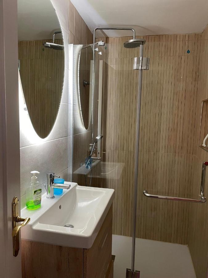 מאלגה Apartment Caronte מראה חיצוני תמונה